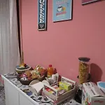 Napolide Oda ve Kahvaltı 3*