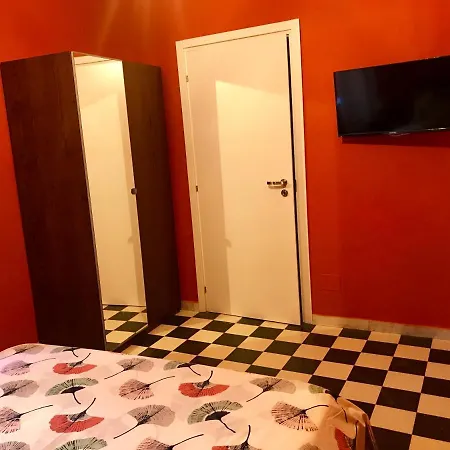 Napolide Couette-café