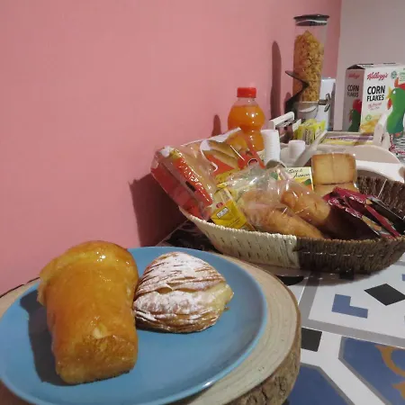 Napolide Couette-café *