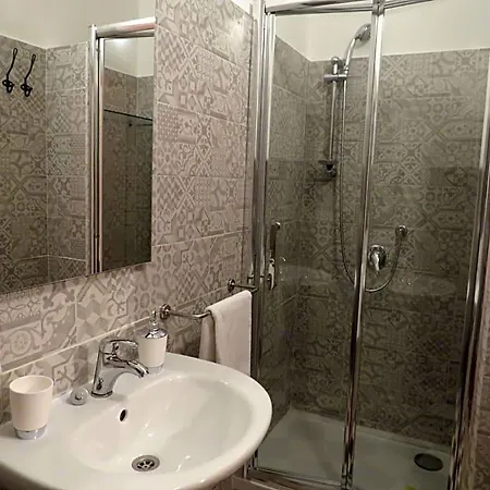 Bed and breakfast Napolide 3*