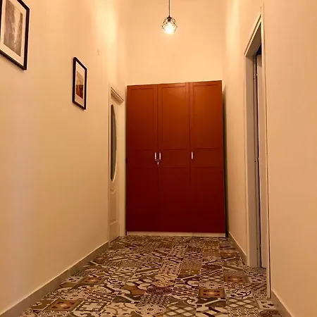 Napolide Frühstückspension 3*